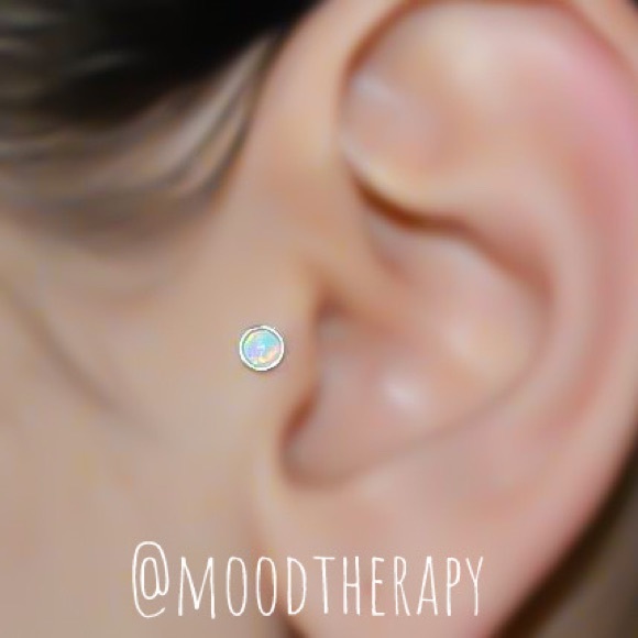 925 Sterling Silver 3mm Genuine White Fire Opal Nose Ring or Helix Stud Earring - Picture 2 of 7